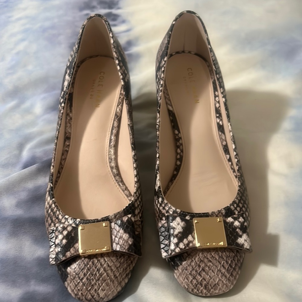 Cole Haan block heel pumps with bow